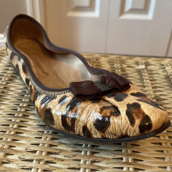 Salvatore Ferragamo My Joy Patent Leather Leopard print ballet flats sz 7 - Picture 4 of 16